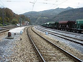 Estación de Soto de Rey.jpg