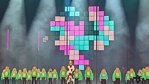 Archivo:Eurovision 2023 - Jury Final - Interval Act - Liverpool Songbook (06)