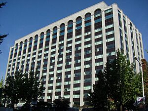 Archivo:Hyundai Headquarter Building, Jongno-gu, Seoul