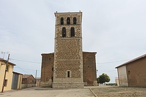 Archivo:Iglesia de San Miguel, Villalumbroso 03