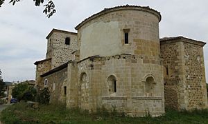 Archivo:Iglesia de la Asunción, ábside románico