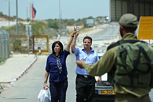 Archivo:Khalida Jarrar with Mk Ayman Odeh