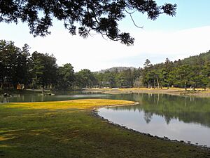 Archivo:Mōtsū-ji Suhama