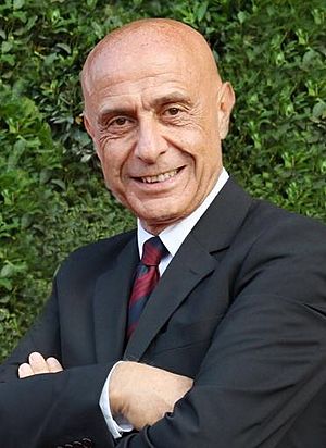 Archivo:Marco Minniti Official