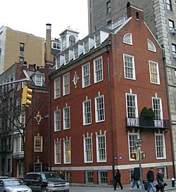 Morris-house-100e85.jpg