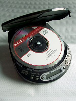Archivo:Panasonic SL-S250C with Philips LC0305 20110106