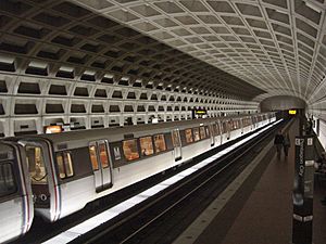Archivo:Pentagon City Station