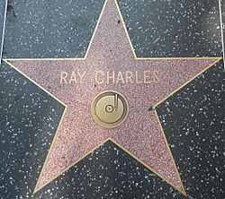 Archivo:Ray Charles star on HWF