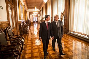Archivo:Reunión Peña Nieto-López Obrador en Palacio Nacional 2