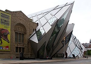Archivo:Royal Ontario Museum 1 (8032229462)