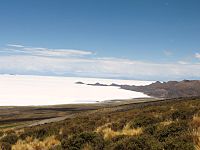 Archivo:Salar de Uyuni, Andes, Bolivia