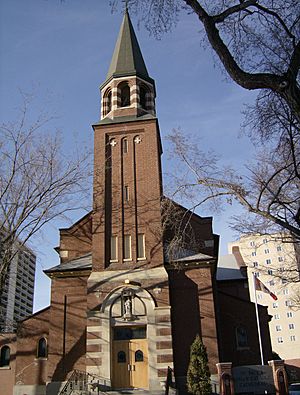 Archivo:St. Paul's Cathedral, Saskatoon