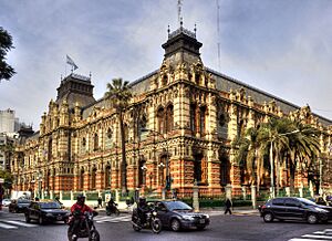 Archivo:Aguas Corrientes-2011-TM