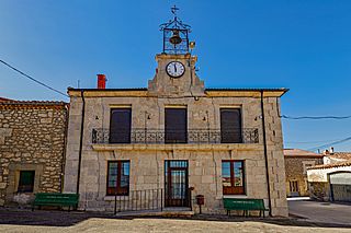 Ayuntamiento de Cilleruelo de Arriba.jpg