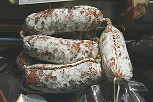 Archivo:Chorizos de cantimpalos (Segovia)