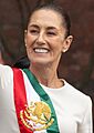 Claudia Sheinbaum con la banda presidencial (cropped) (2)
