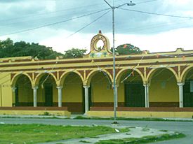 Dzityá, Yucatán (04).JPG