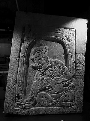 Archivo:El dios K'inich Ajaw, Dos Pilas (Guatemala)