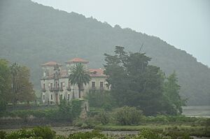 Archivo:Palacio Urgoiti