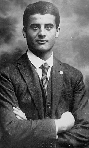 Archivo:PierGiorgioFrassati-Présentation