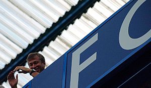 Archivo:Roman Abramovich Chelsea