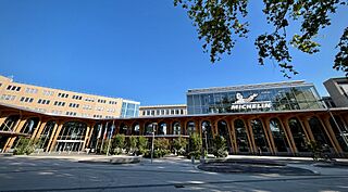 Siège de Michelin à Clermont-Ferrand II.jpg
