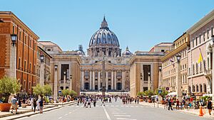 Archivo:St. Peter's Basilica (51188242904)