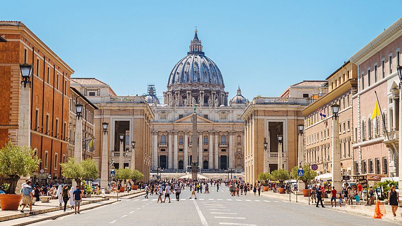 St. Peter's Basilica (51188242904)