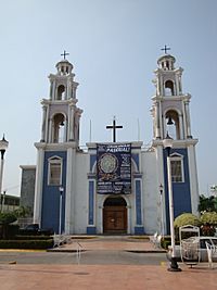 Archivo:Comalcalco.Iglesia