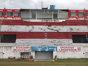 Archivo:Estadio Municipal de Carapeguá, donde juega de local Club Sportivo Carapeguá