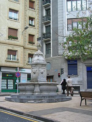 Archivo:Fuente de Ibarrecruz