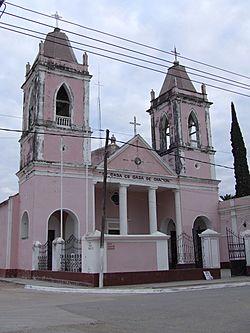 Iglesia de MAILIN (S.E.) (5005656156).jpg