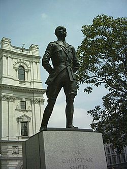 Archivo:Jan Smuts statue
