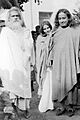 Paramahansa-Yogananda-Anandamayi-Ma-Bholanath