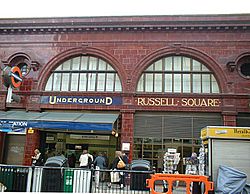 Archivo:RussellSquaretubestation