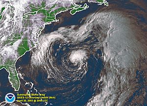 Archivo:Subtropical Storm Ana