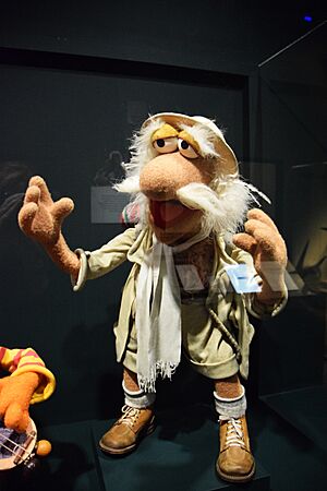 Archivo:The Jim Henson Exhibition, The Museum of Moving Image (49400397456)