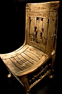Archivo:Tutankhamun - The King's Chair