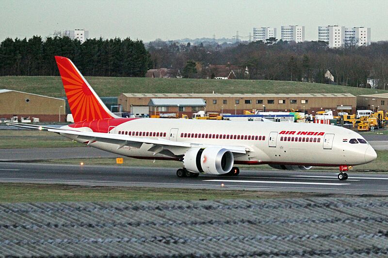 VT-ANB B787-837 Air India BHX 25FEB14 (12781237535)