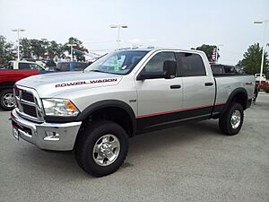 Archivo:2011 Ram Power Wagon