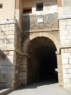 Archivo:Arco de Zacatin Colmenar de Oreja