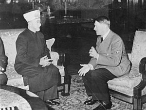 Archivo:Bundesarchiv Bild 146-1987-004-09A, Amin al Husseini und Adolf Hitler