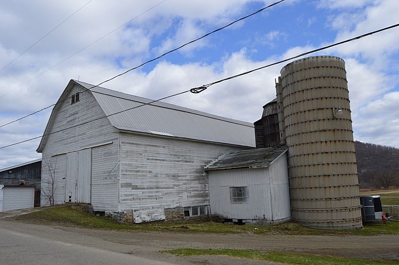 Carrollton barn complex