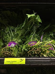 Archivo:Dandelion greens for sale at Whole Foods