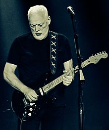 David Gilmour, Madison Square Garden, April 2016.jpg