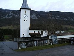 Eglise de Grandval 1 (BE, CH).jpg
