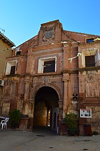 Archivo:Fachada del Monasterio Cisterciense de Trasobares, Zaragoza