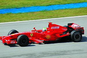 Archivo:Felipe Massa 2007 Malaysia 3
