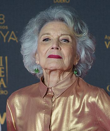 Goyas 2024 - Marisa Paredes (cropped).jpg