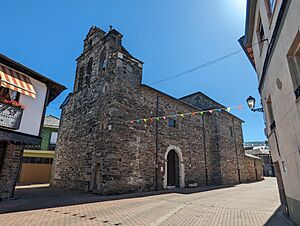Archivo:Iglesia de Nuestra Señora del Rosario, Páramo del Sil